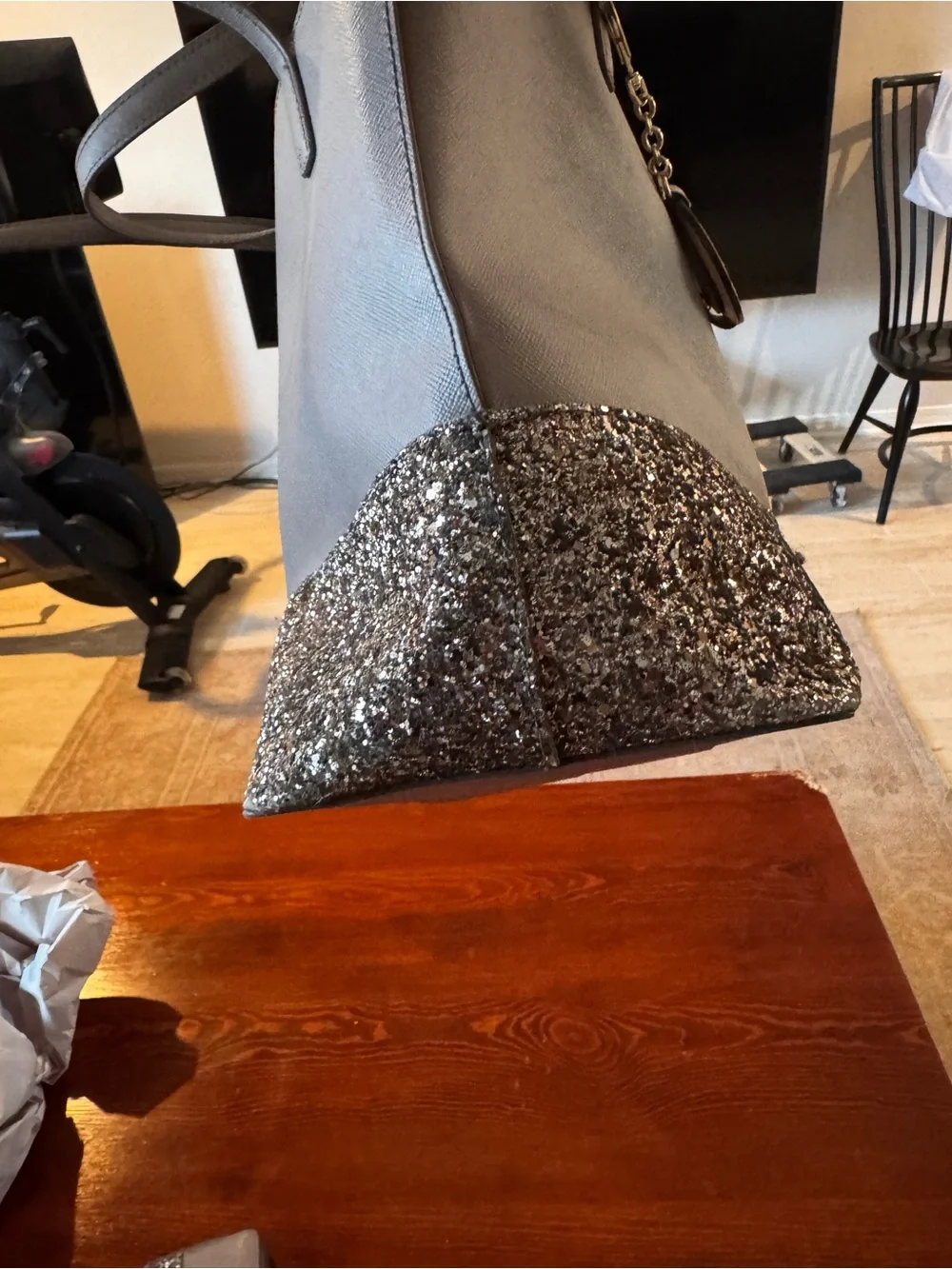 kate spade gray glitter tote and wallet set with charm